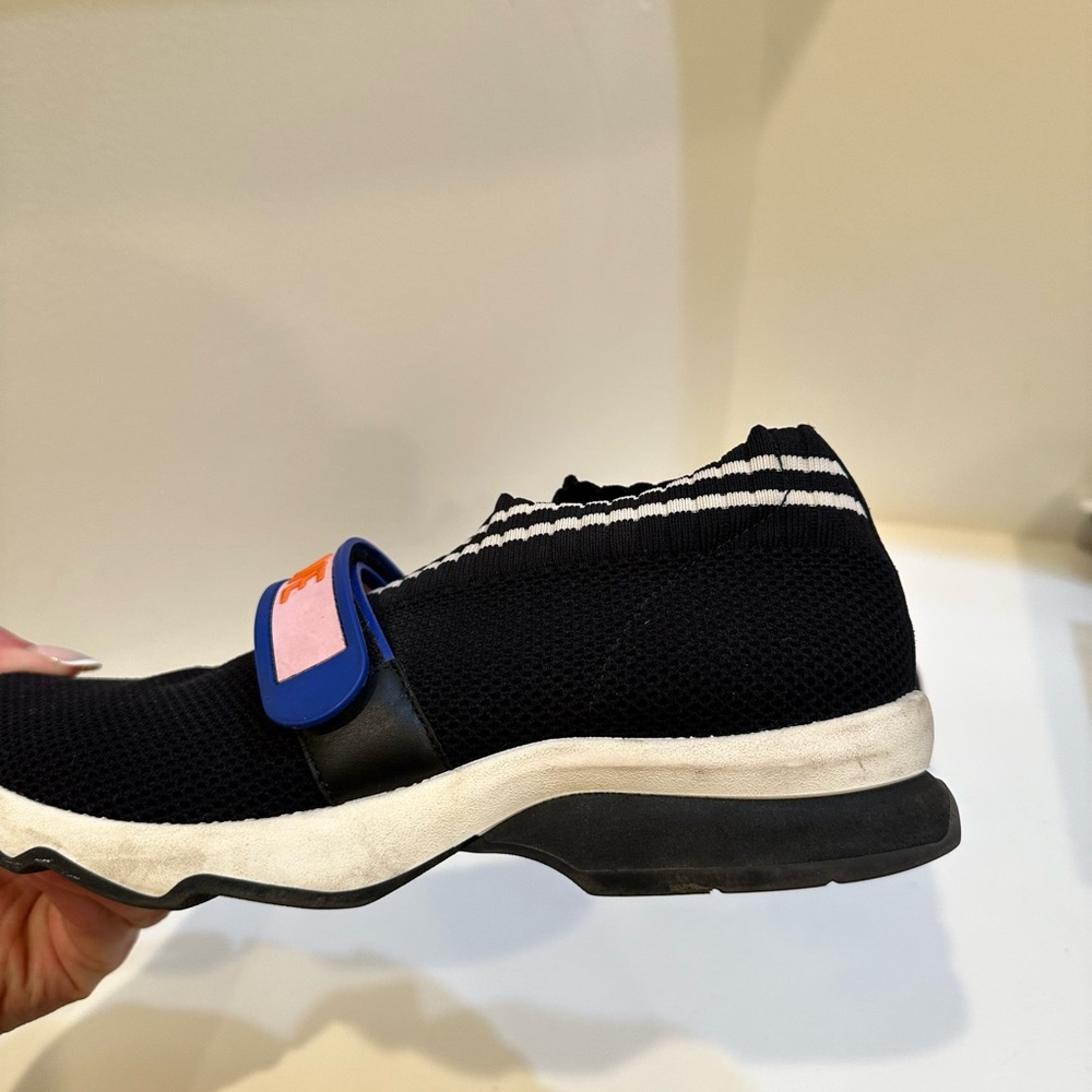 fendi sneakers- a few scuffs - Picture 4 of 5